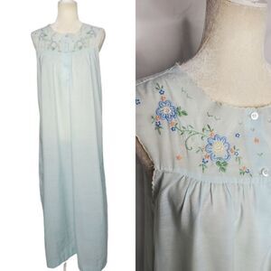 VINTAGE‎ 70s blue house dress embroidered floral sleeveless nightgown M